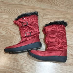 Pajar Sled  Boot Womens Red Black Faux Fur Winter Snow. Size 7.5, EU 38